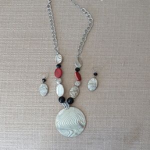 Source Unknown Silver and Red Patterned Necklace